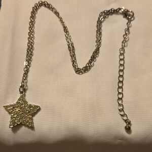 Silver Tone Star Pendant Necklace